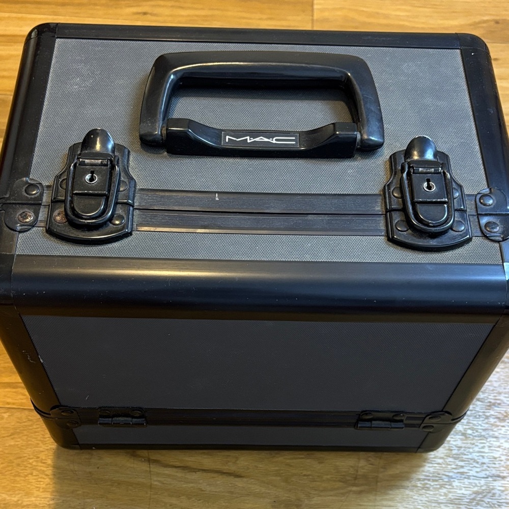 MAC Black Makeup train Case